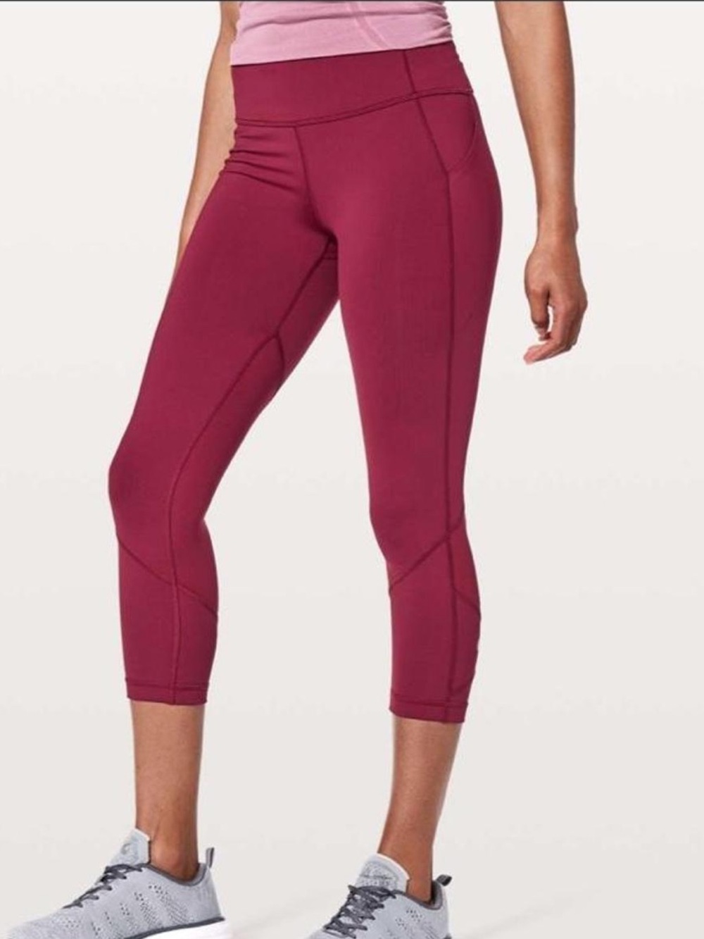 Lululemon pace rival crop legging in Ruby wine